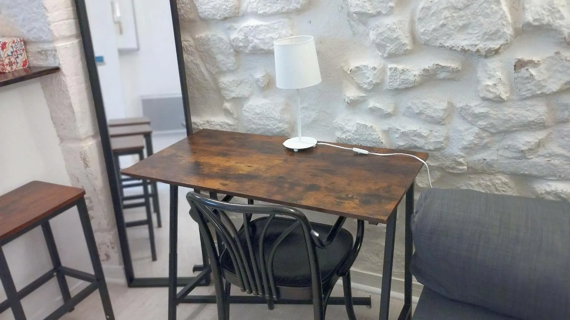 Appartement Studio 17M2 St Germain Des Pres Paris France
