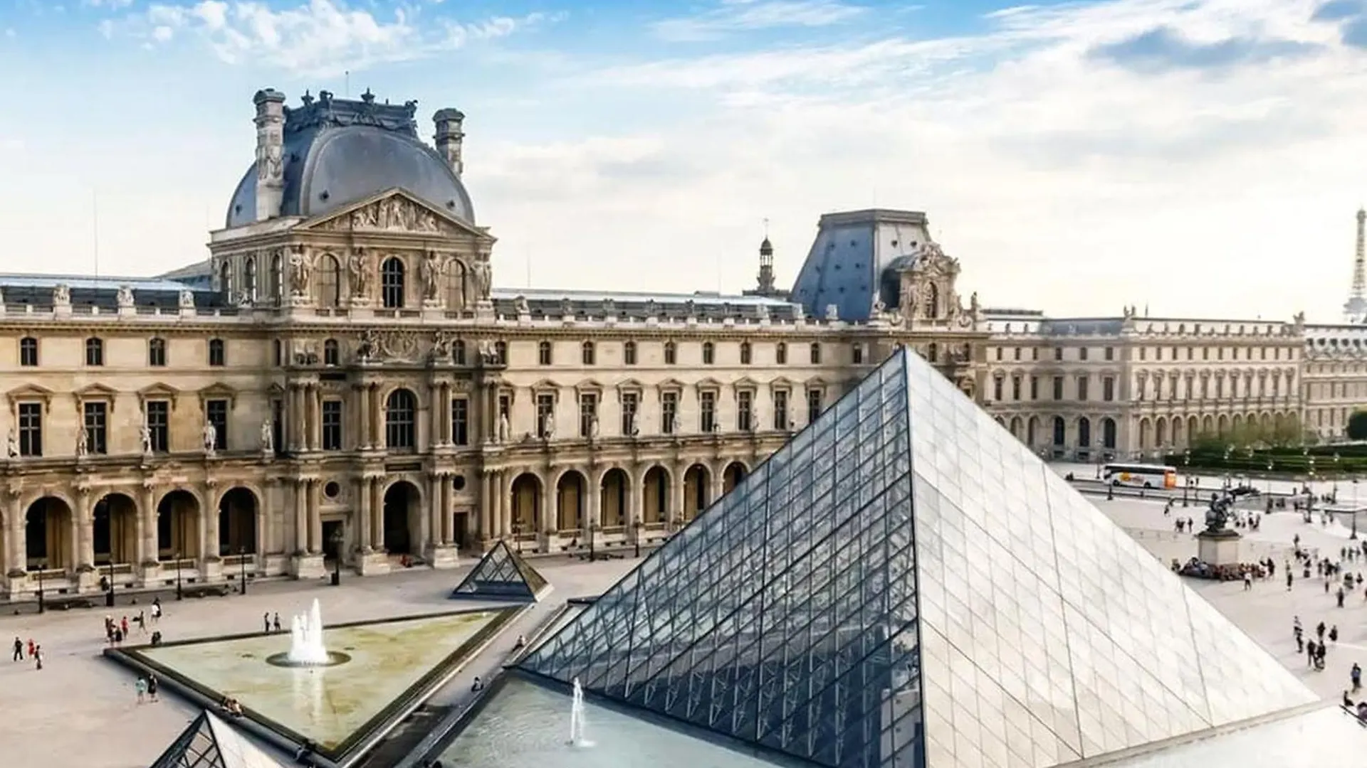 Studio 17M2 St Germain Des Pres Paris France